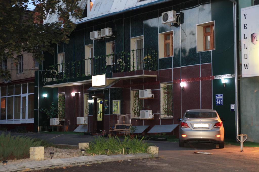 Yellow Unlimited Hotel 4 Harkiv Exterior foto