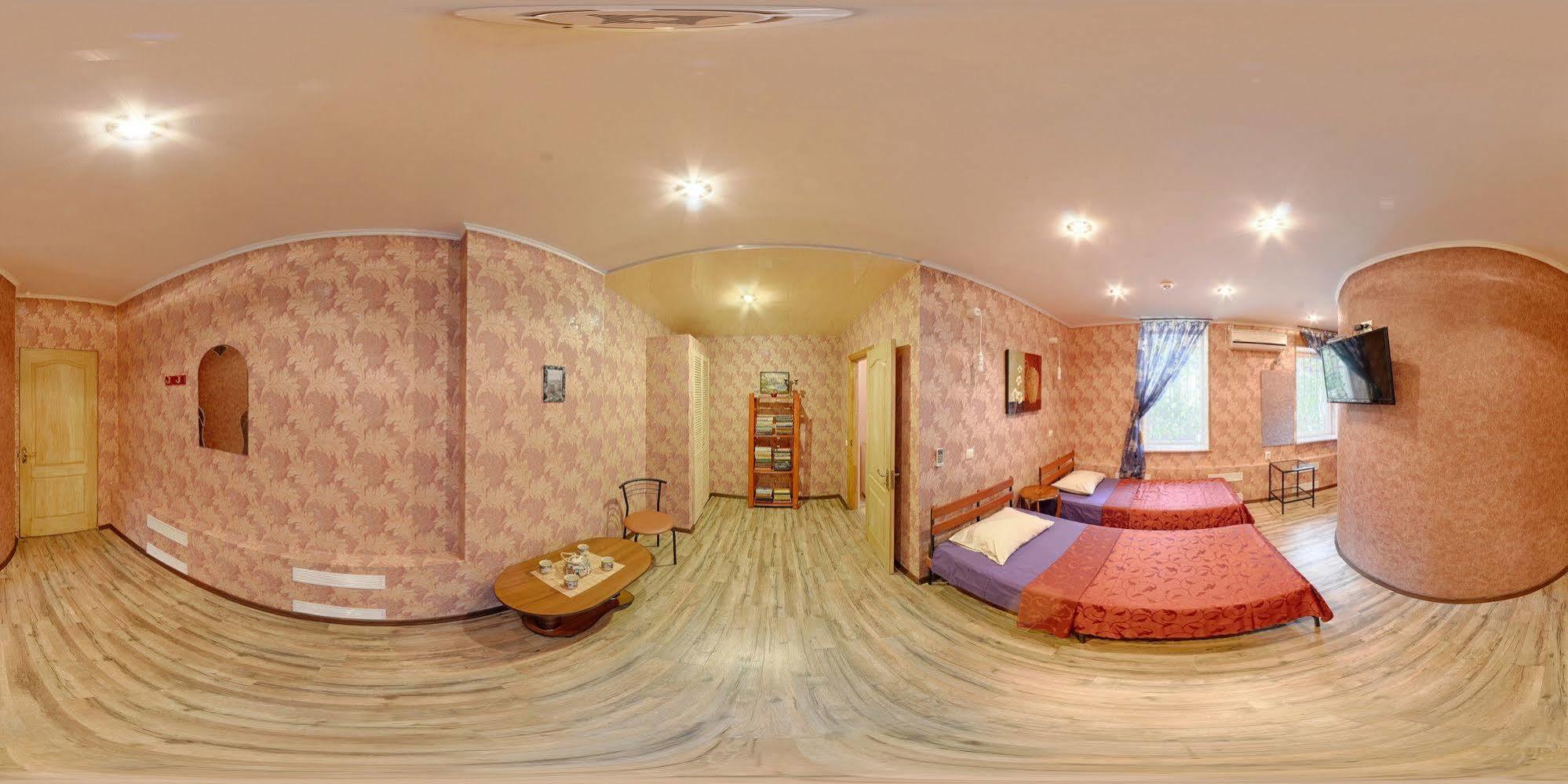 Yellow Unlimited Hotel 4 Harkiv Exterior foto